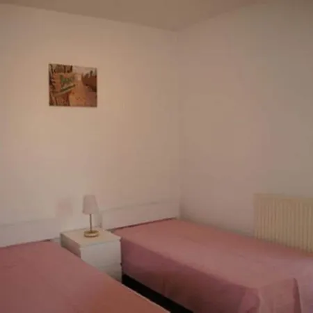 Welcoming In With Balcony * Rochefort (Charente-Maritime)