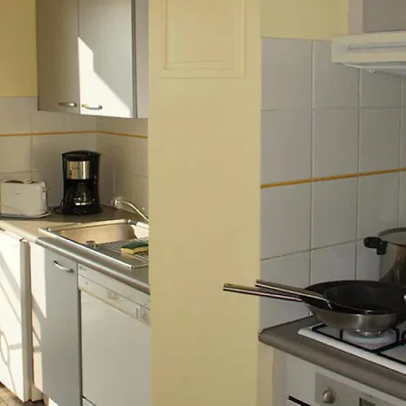 Apartment Welcoming In With Balcony *